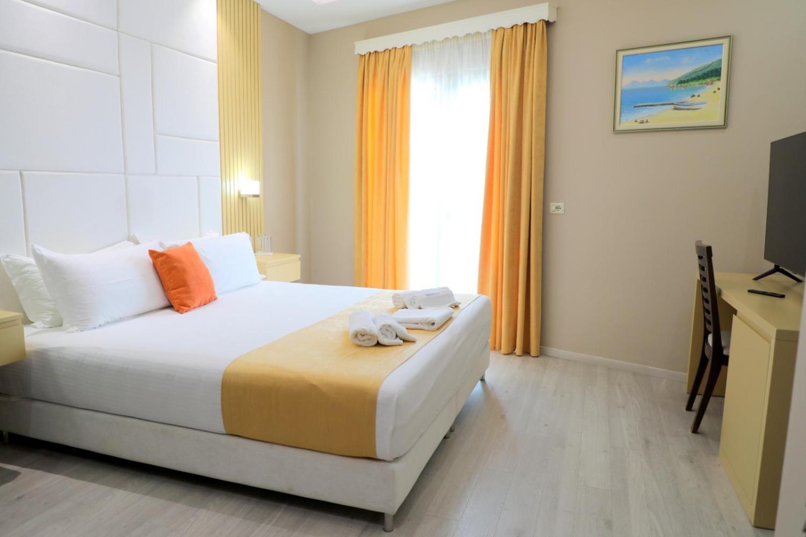 Hotel Strora Sarandë Exterior foto